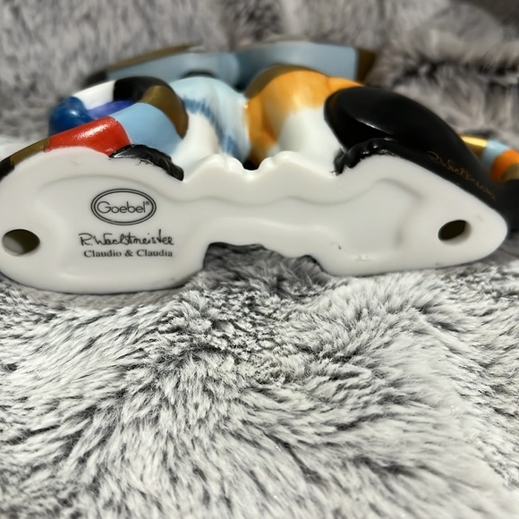 Goebel Rosina Wachtmeister Cat Figurine - Picture 5 of 9